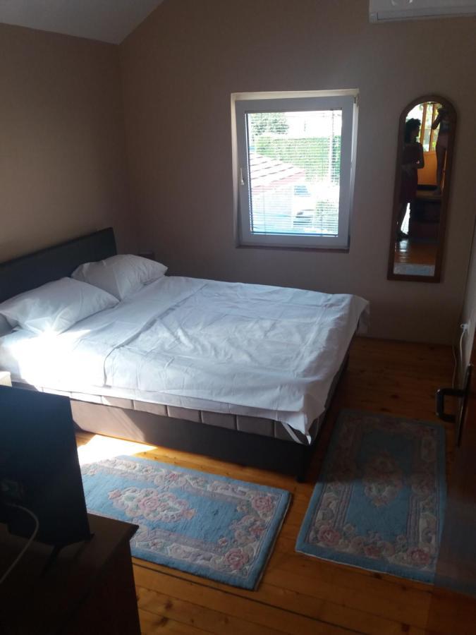 Apartman Mila i Kaja Nikšić Bagian luar foto