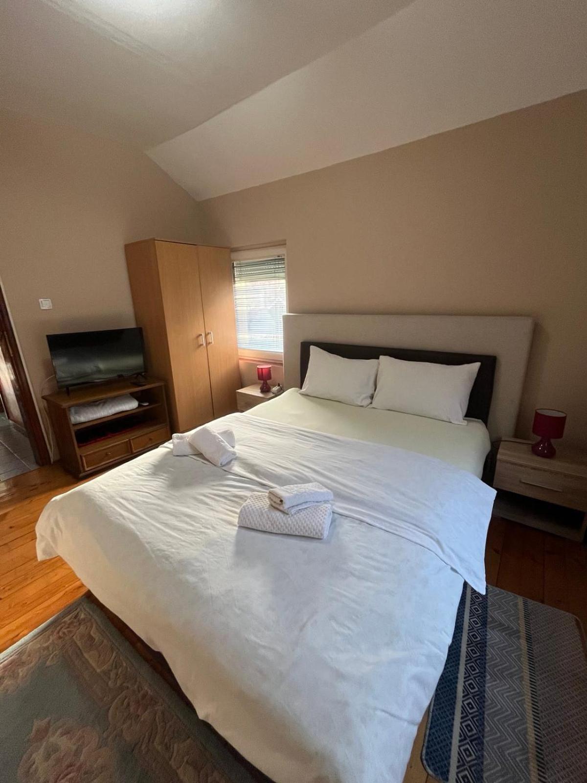Apartman Mila i Kaja Nikšić Bagian luar foto